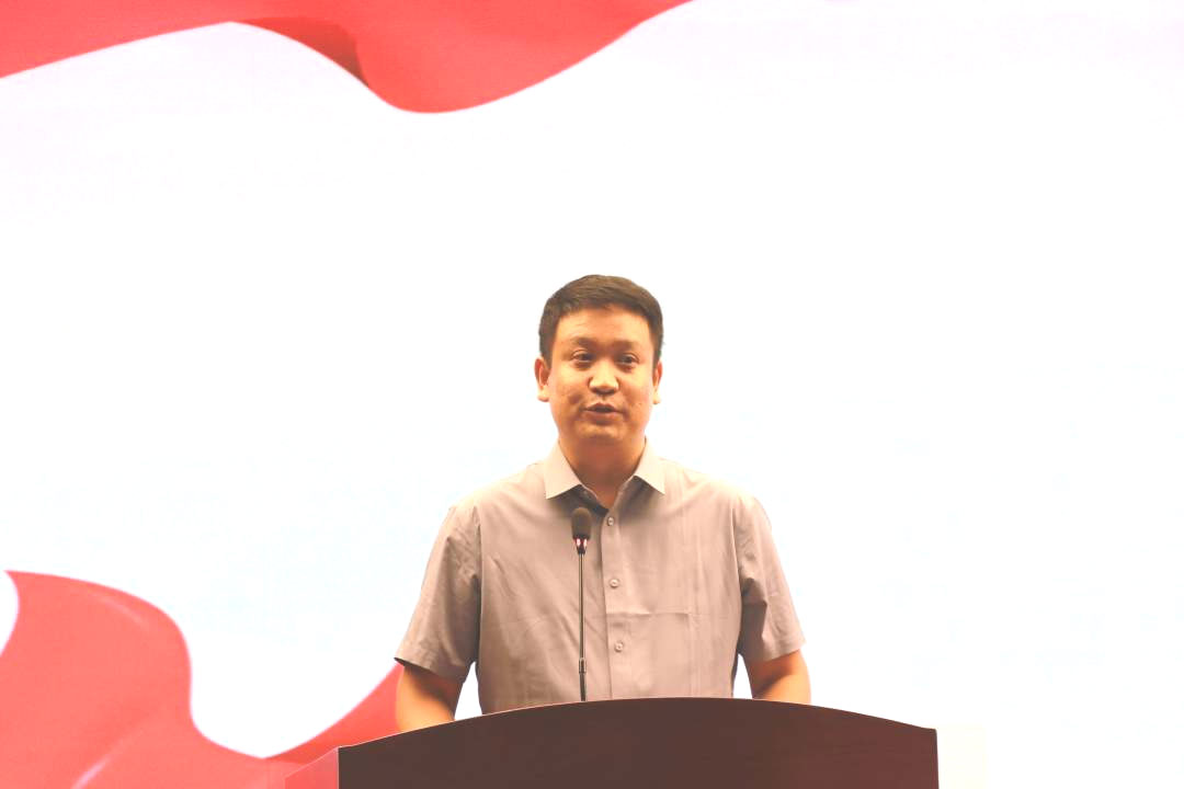 不忘历史烽烟起 心中长哨警钟声丨初二年级主题教育活动