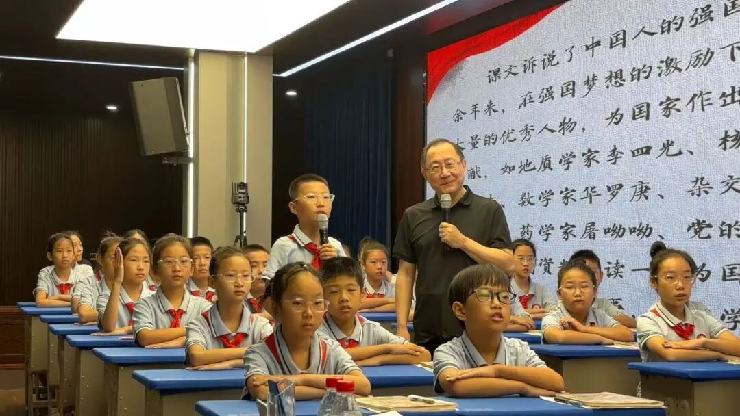 【立小•教研】 王崧舟 何捷等语文业界大咖来立小啦！