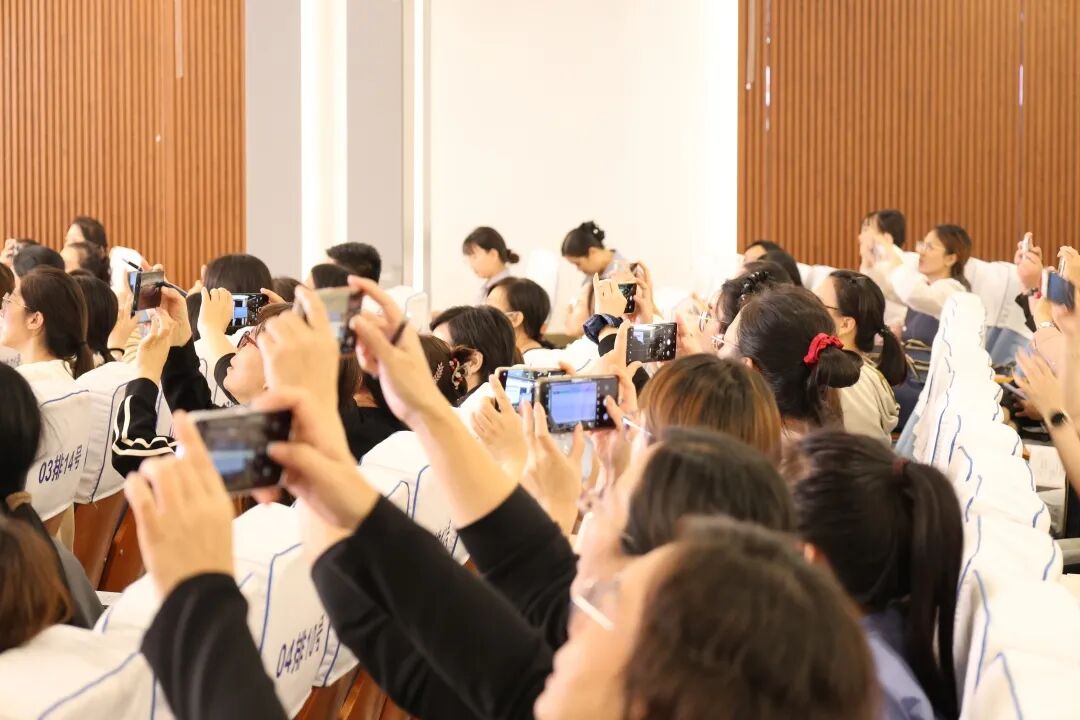 【立小•教研】 王崧舟 何捷等语文业界大咖来立小啦！