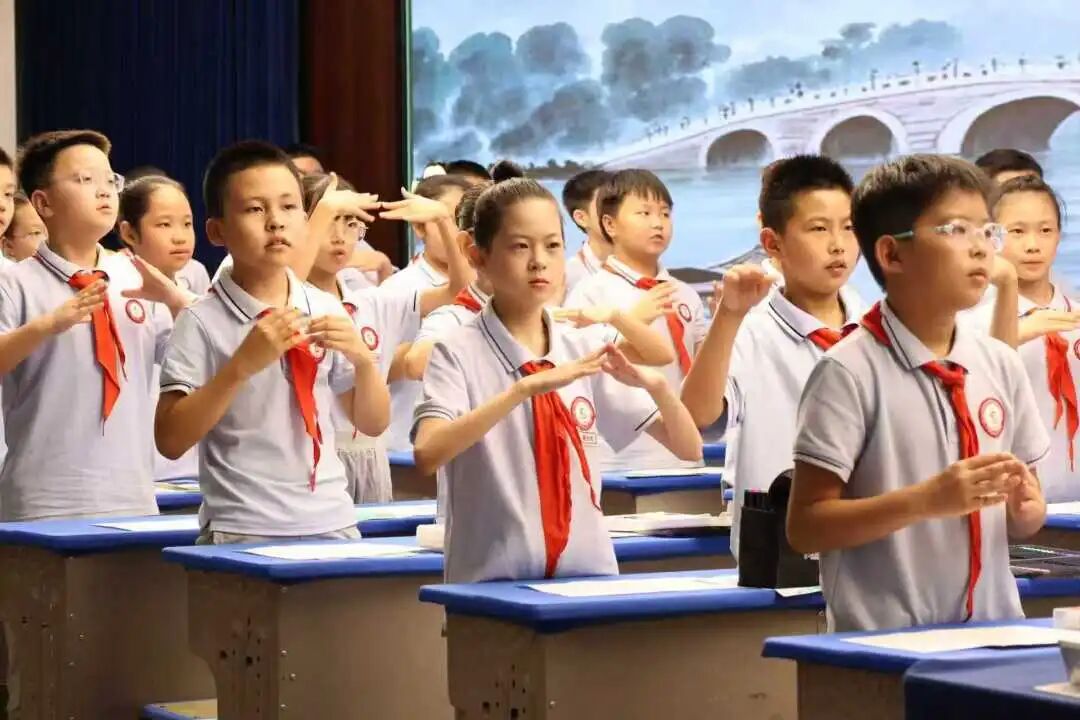 【立小•教研】 王崧舟 何捷等语文业界大咖来立小啦！