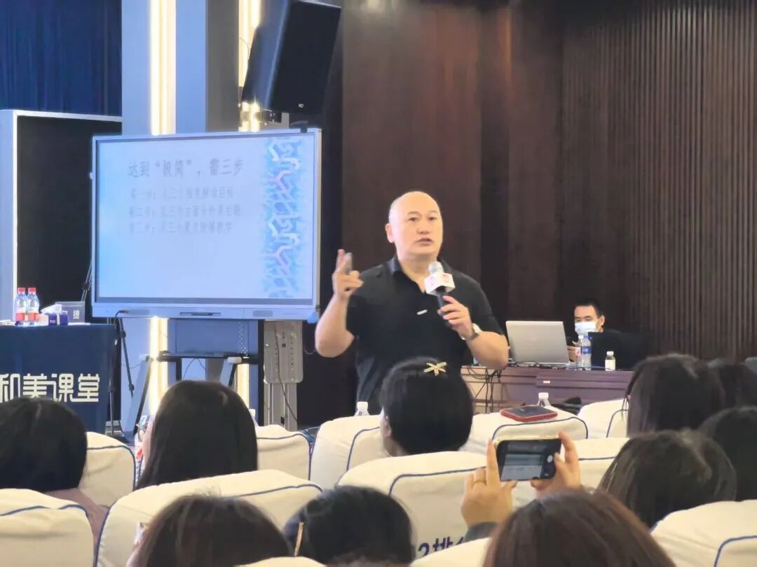 【立小•教学】 诗意满校园！第三届诗歌节精彩落幕，每一帧都是成长的浪漫