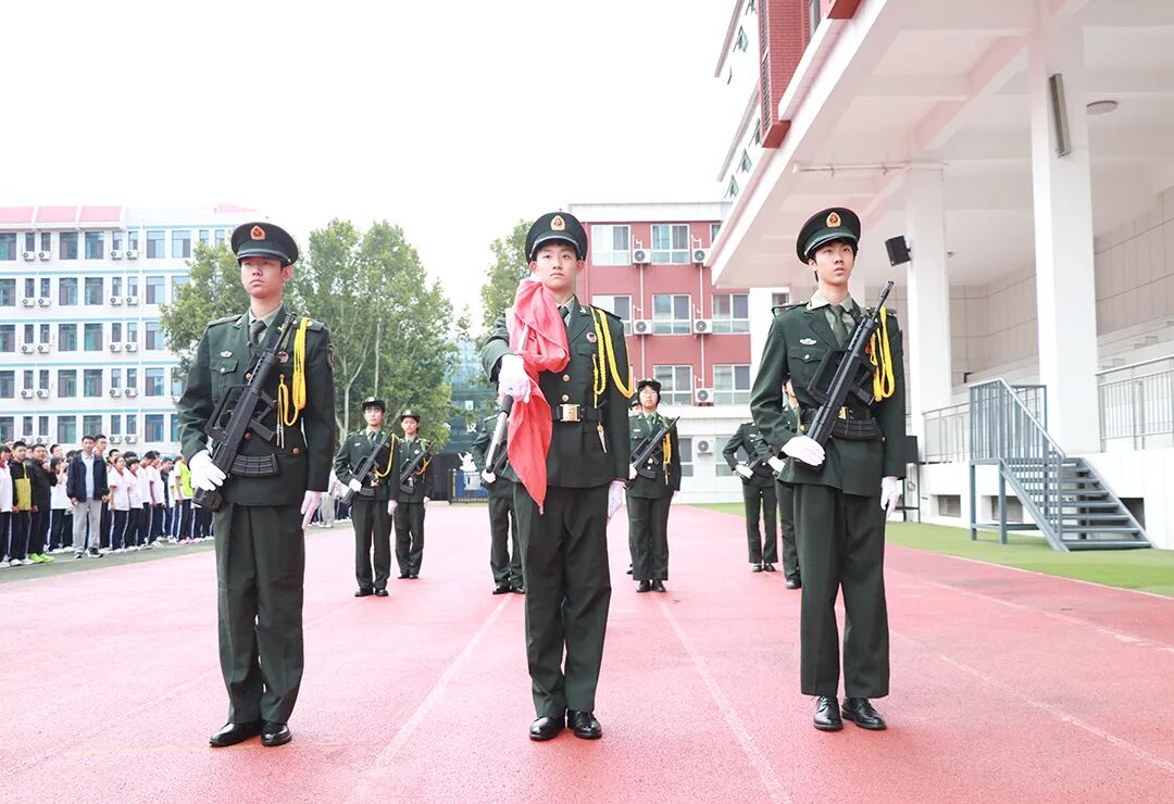 国旗飘扬 习惯筑梦丨石家庄私立第一中学升旗仪式