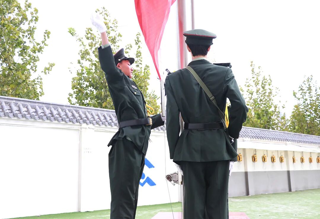 国旗飘扬 习惯筑梦丨石家庄私立第一中学升旗仪式