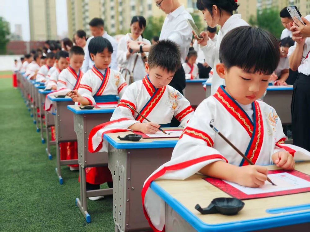 【立小•成长四礼】开笔启智 礼润人生｜一年级开笔礼盛典