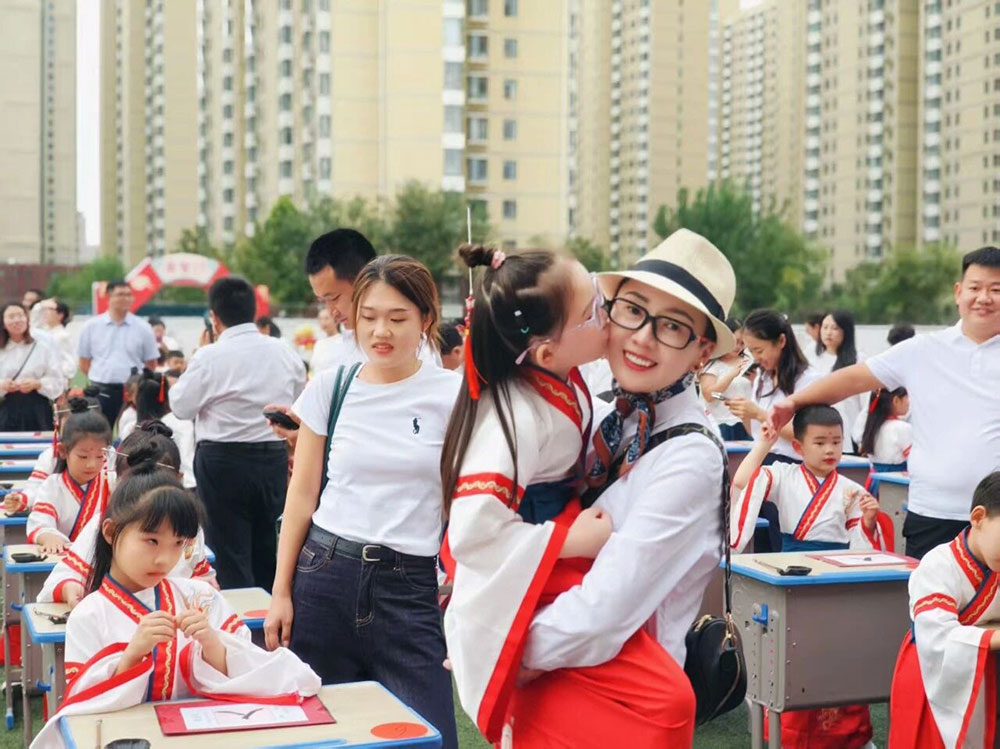 【立小•成长四礼】开笔启智 礼润人生｜一年级开笔礼盛典