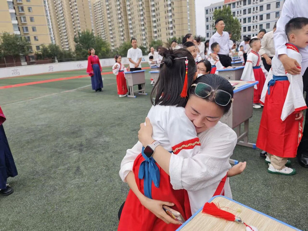 【立小•成长四礼】开笔启智 礼润人生｜一年级开笔礼盛典