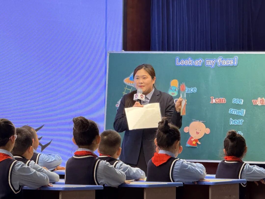 【立小•教研】田湘军 叶建军等英语业界大咖来立小啦！