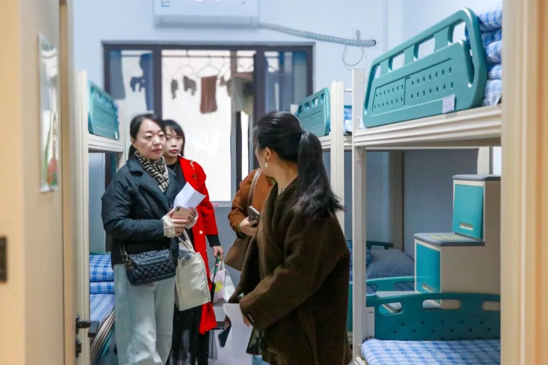 携手同心 共育未来丨高一年级家长开放日,家校携手共筑学生成长路