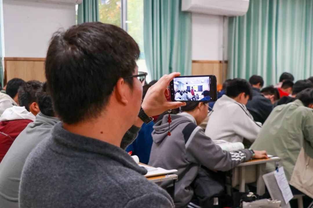 携手同心 共育未来丨高一年级家长开放日,家校携手共筑学生成长路