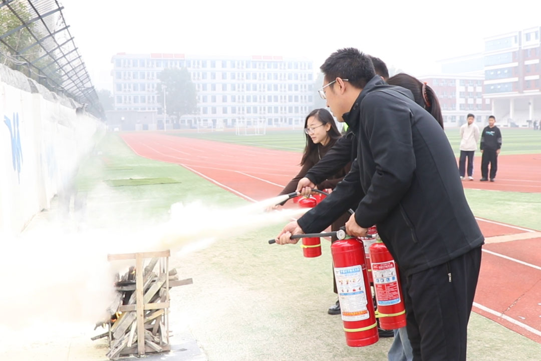 安全伴我校园行丨我校开展安全教育系列活动