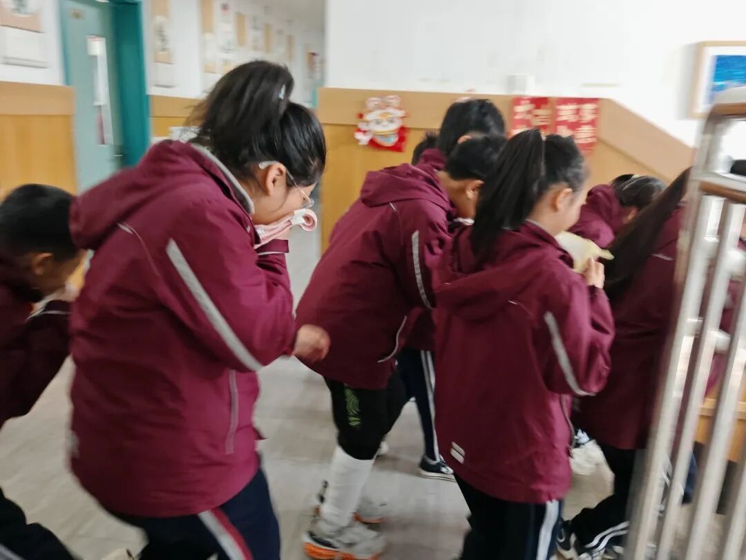 【立小•安全】穿越