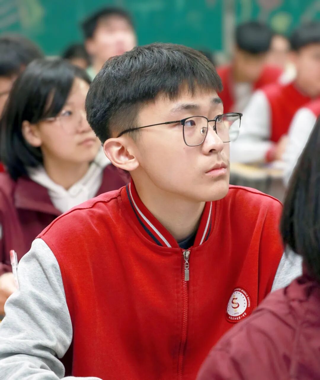 校园温度计丨刻度上的时光与热爱