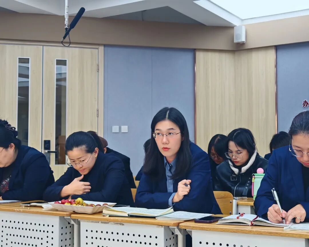 立小•教研】秋光为序 共赴新程｜期中教育教学总结会