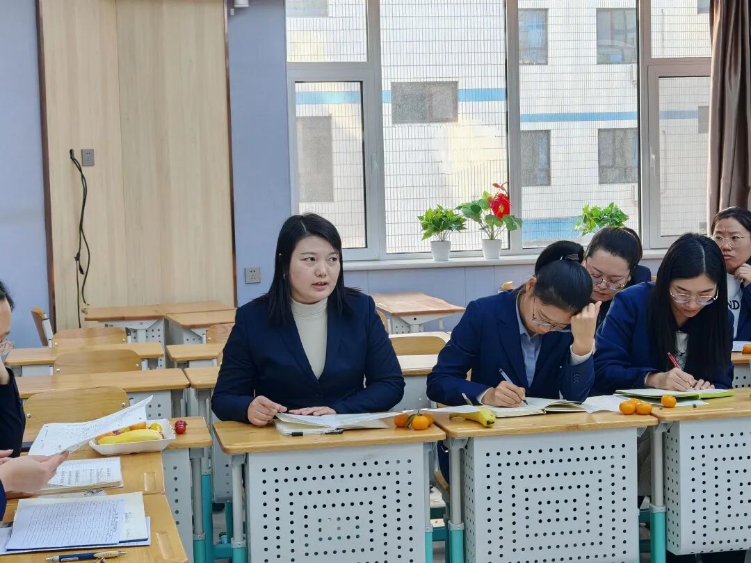 立小•教研】秋光为序 共赴新程｜期中教育教学总结会