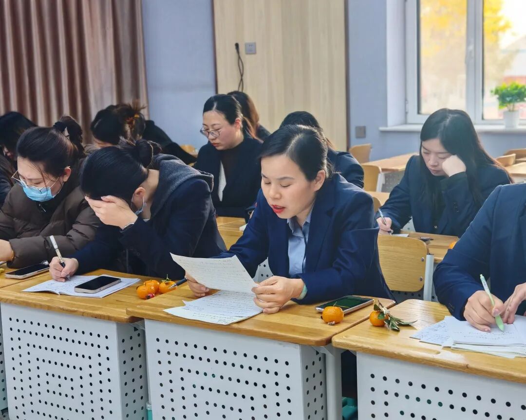 立小•教研】秋光为序 共赴新程｜期中教育教学总结会