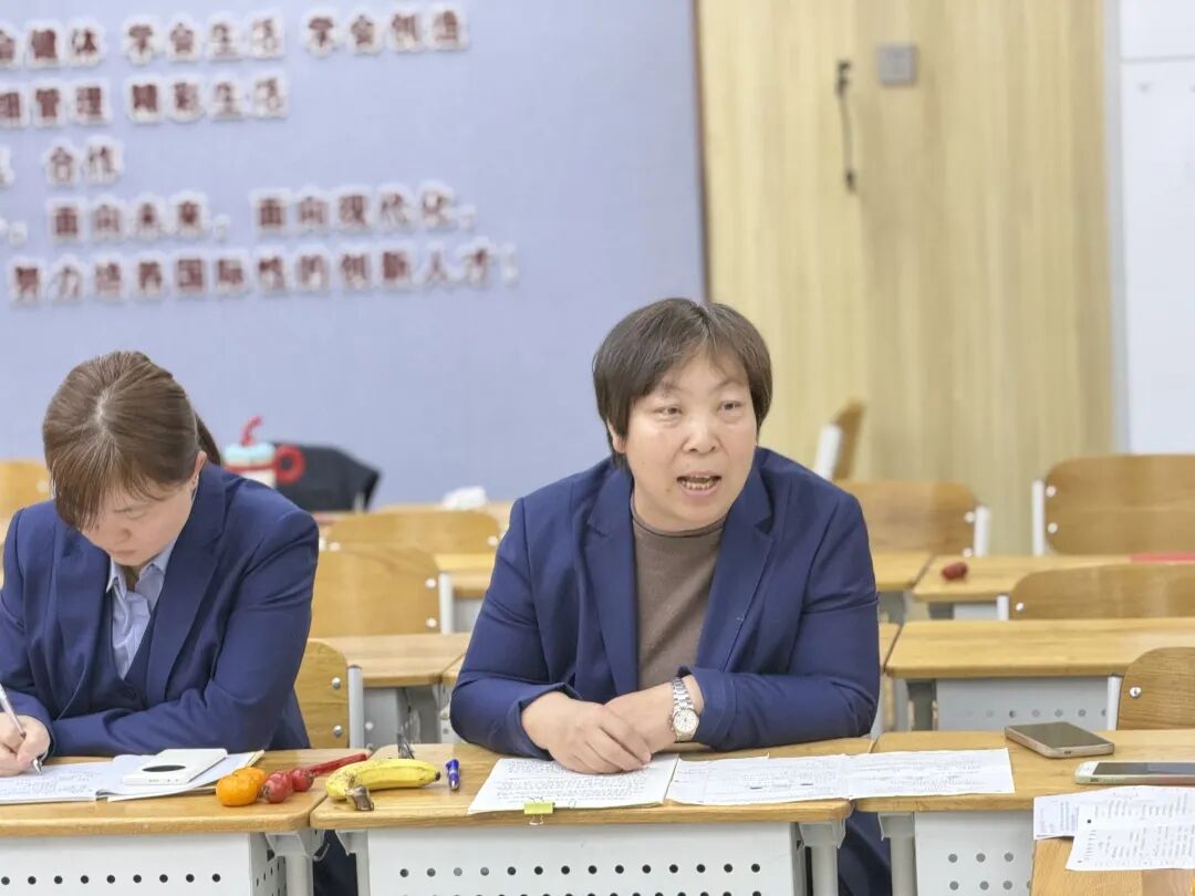 立小•教研】秋光为序 共赴新程｜期中教育教学总结会