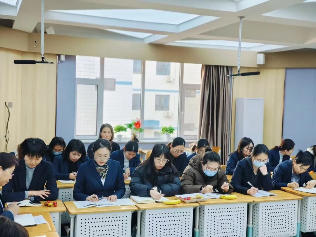 立小•教研】秋光为序 共赴新程｜期中教育教学总结会