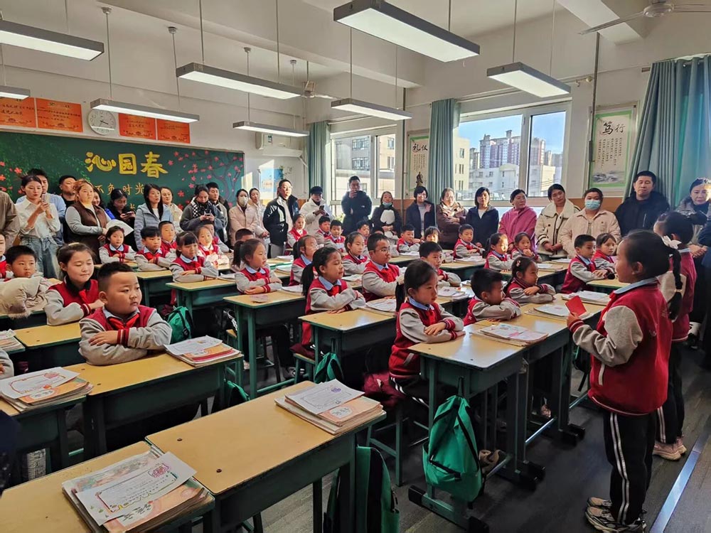 【立小•家校共育】推开校门见成长 共育未来新篇章|第五届校园开放日暨期中项目式展演圆满落幕!