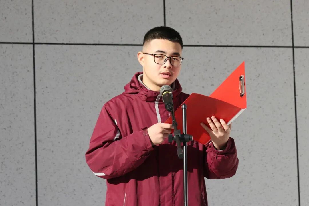 以国之名寄哀思 以史为鉴砺初心|私立一中举行国家公祭日主题升旗仪式