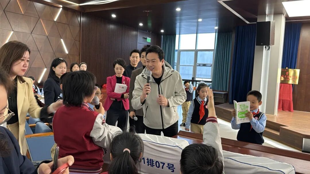 【立小•荣耀】以声育人 以言筑梦 | 河北广播电视台金话筒志愿服务站私立一中附属小学揭牌仪式