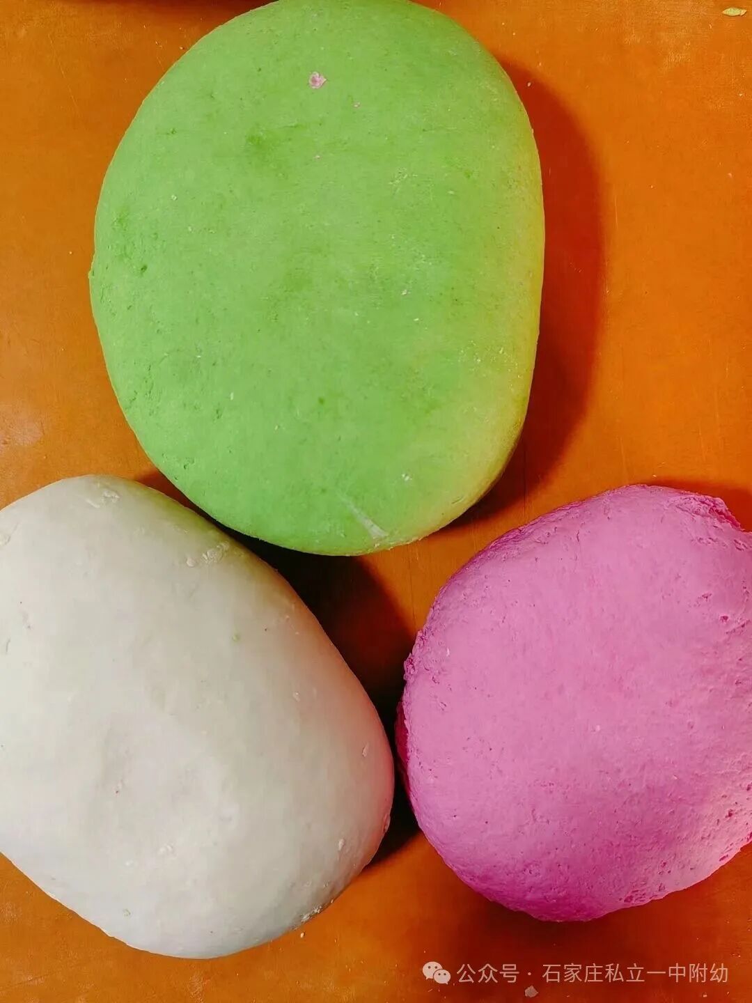 【私立一中幼儿园】冬至吃饺子啦！