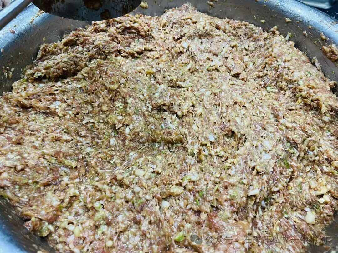 【私立一中幼儿园】冬至吃饺子啦！