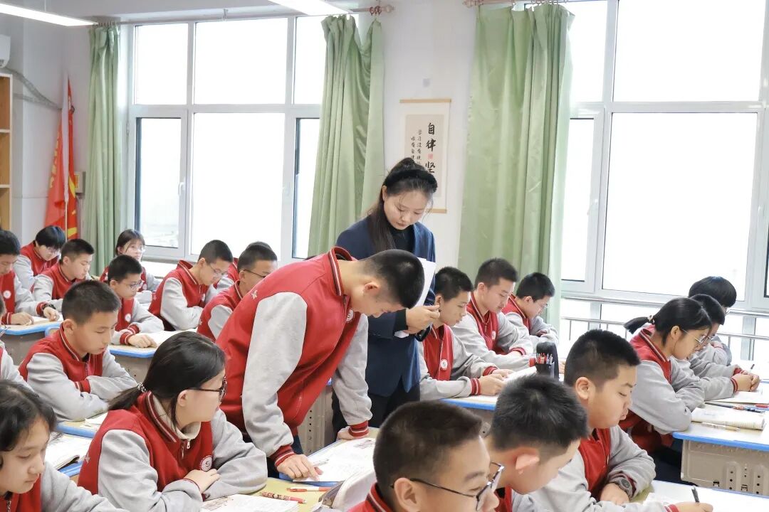 逐光而行循道远，专家引领助远航 | 市教科所专家团队莅临私立一中