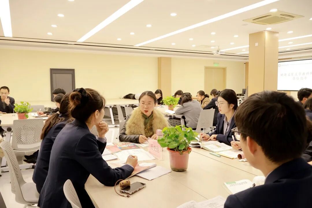 逐光而行循道远，专家引领助远航 | 市教科所专家团队莅临私立一中