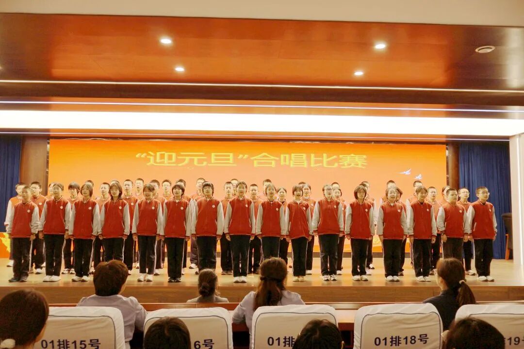 以歌声为翼,赴青春之约 | 私立一中初二年级合唱比赛