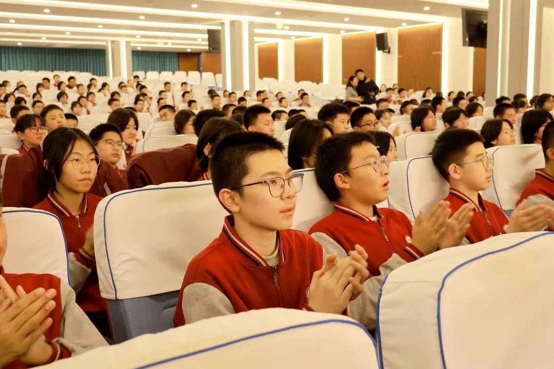 以歌声为翼,赴青春之约 | 私立一中初二年级合唱比赛