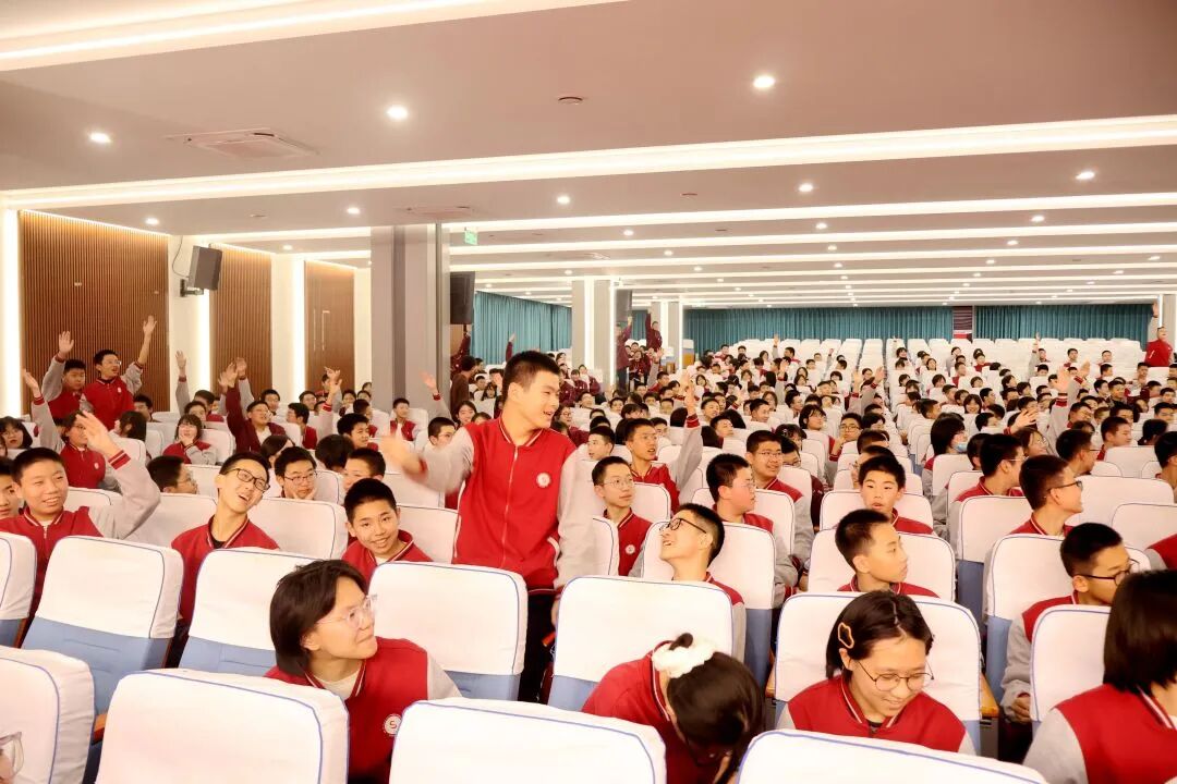 以歌声为翼,赴青春之约 | 私立一中初二年级合唱比赛