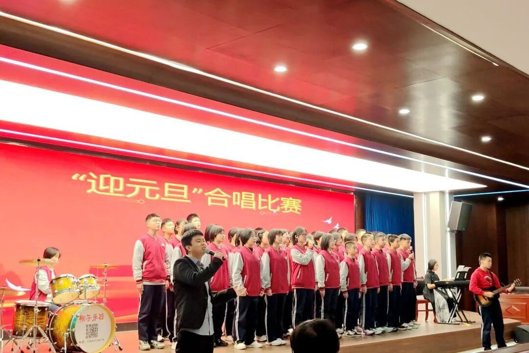 以歌声为翼,赴青春之约 | 私立一中初二年级合唱比赛