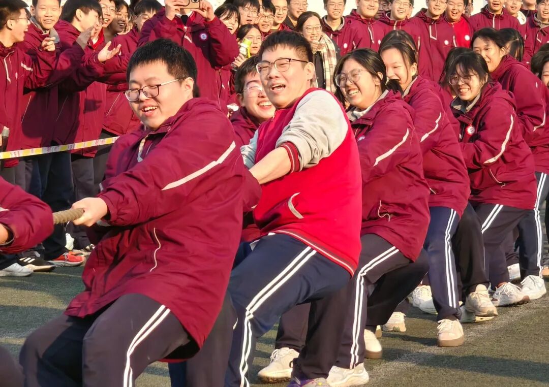 力拔山兮气盖世！丨私立一中高中学子迎元旦拔河比赛圆满举行