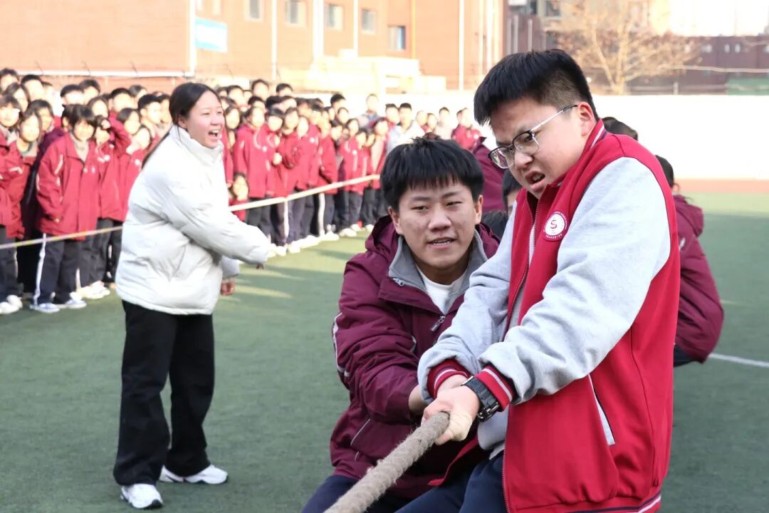 力拔山兮气盖世！丨私立一中高中学子迎元旦拔河比赛圆满举行