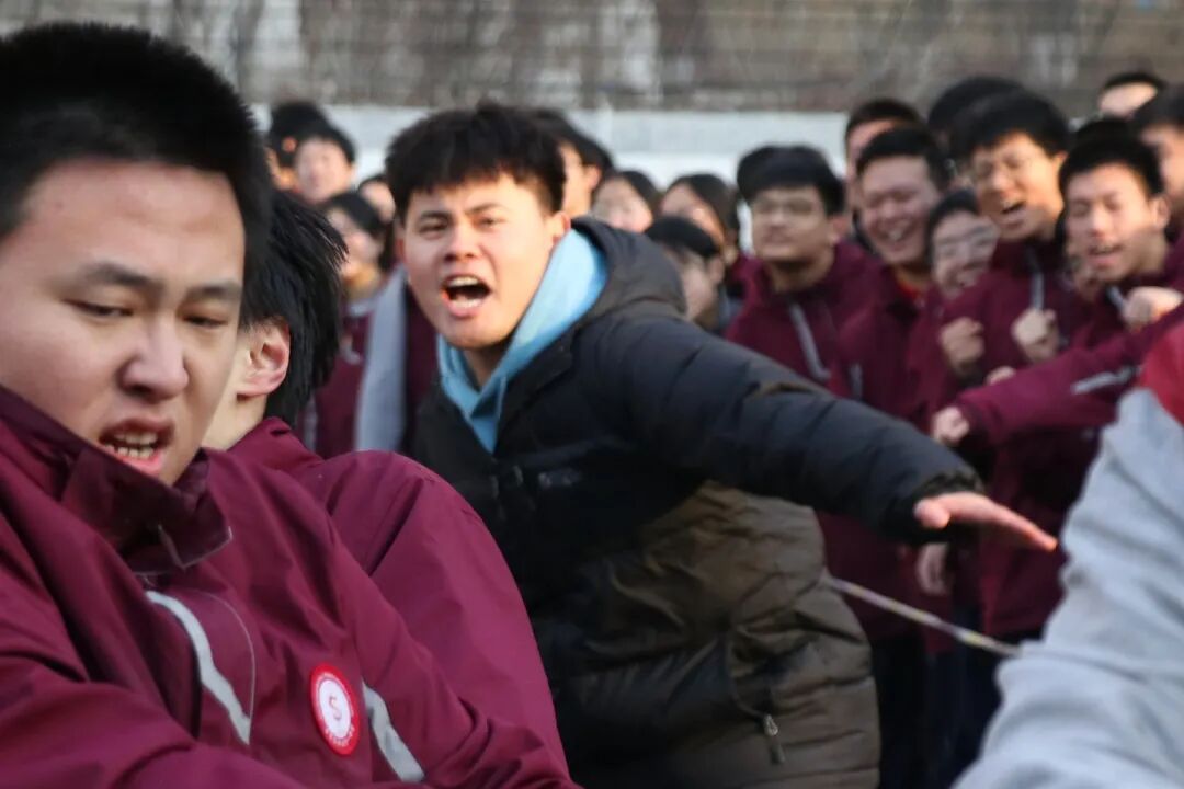 力拔山兮气盖世！丨私立一中高中学子迎元旦拔河比赛圆满举行