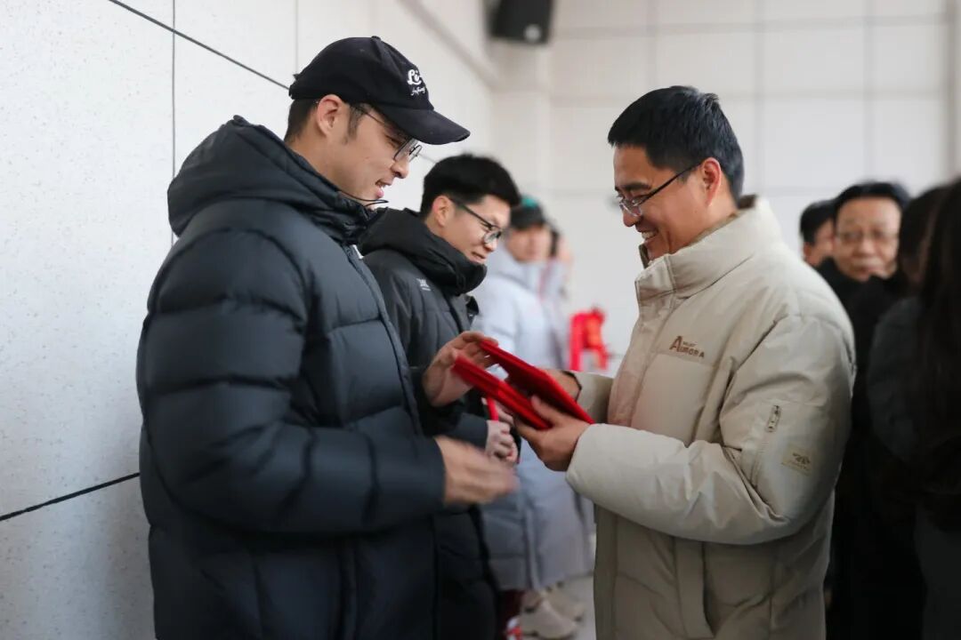 赴热爱之约,绘青春华章丨私立一中学生社团开课啦!