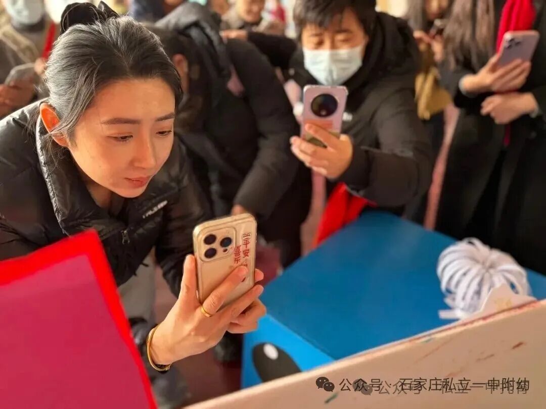 科技邂逅童真，成长点亮未来！