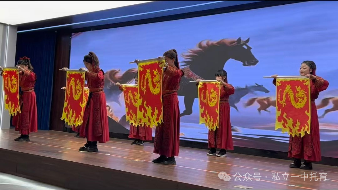 科技邂逅童真，成长点亮未来！