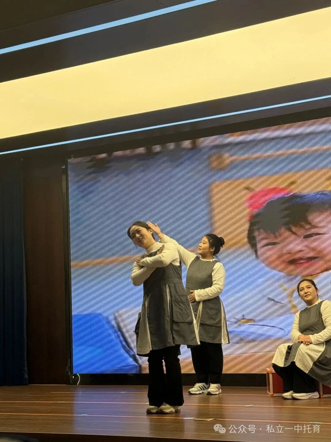 科技邂逅童真，成长点亮未来！