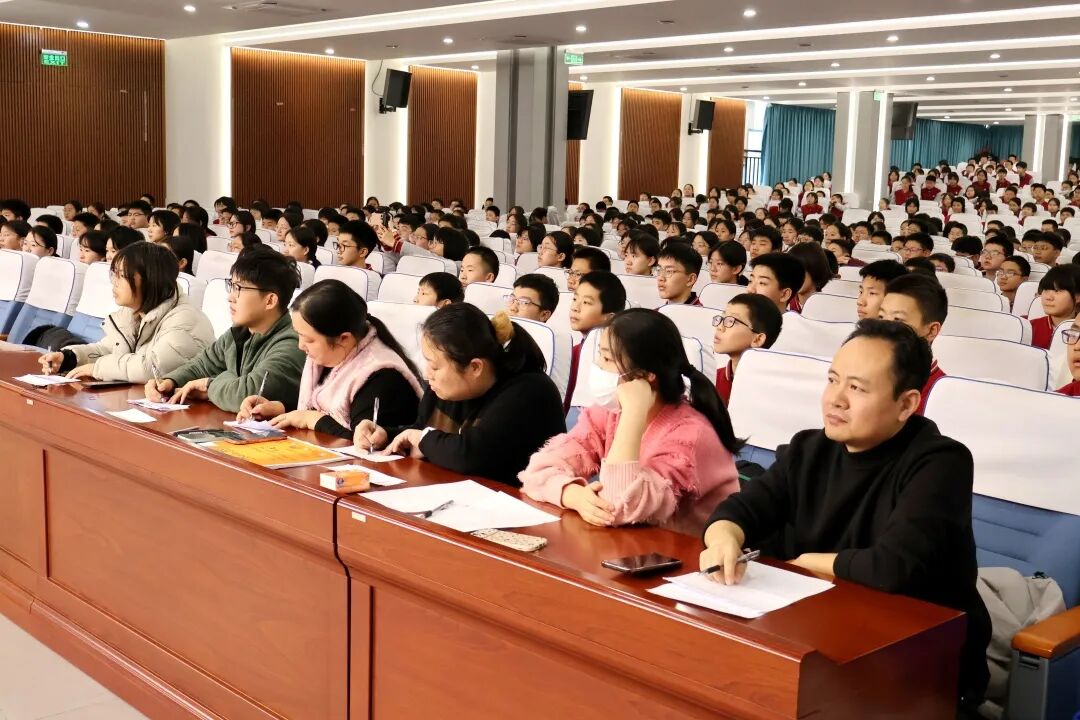 歌启青春生双翼，声聚班魂向未来 | 私立一中初中部七年级三风一训一歌展评