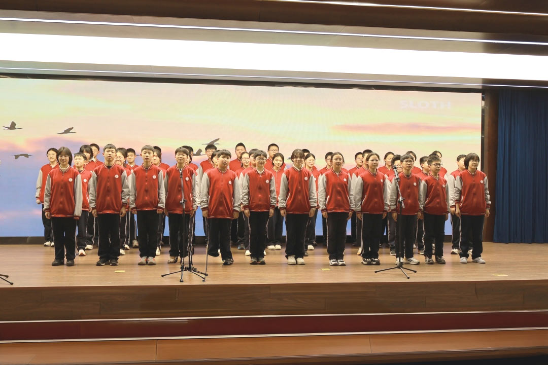 歌启青春生双翼，声聚班魂向未来 | 私立一中初中部七年级三风一训一歌展评