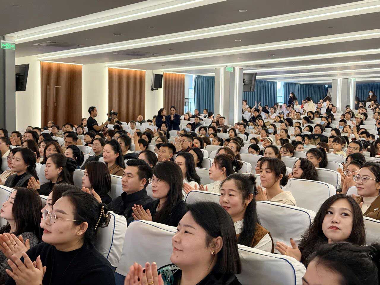 【立小•家校盛典】三十而熠 桃李芳华｜第四届家校盛典暨家校社协同育人教育成果展示活动纪实