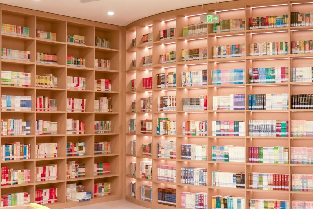 图书馆上新了！丨高颜值图书馆焕新启航