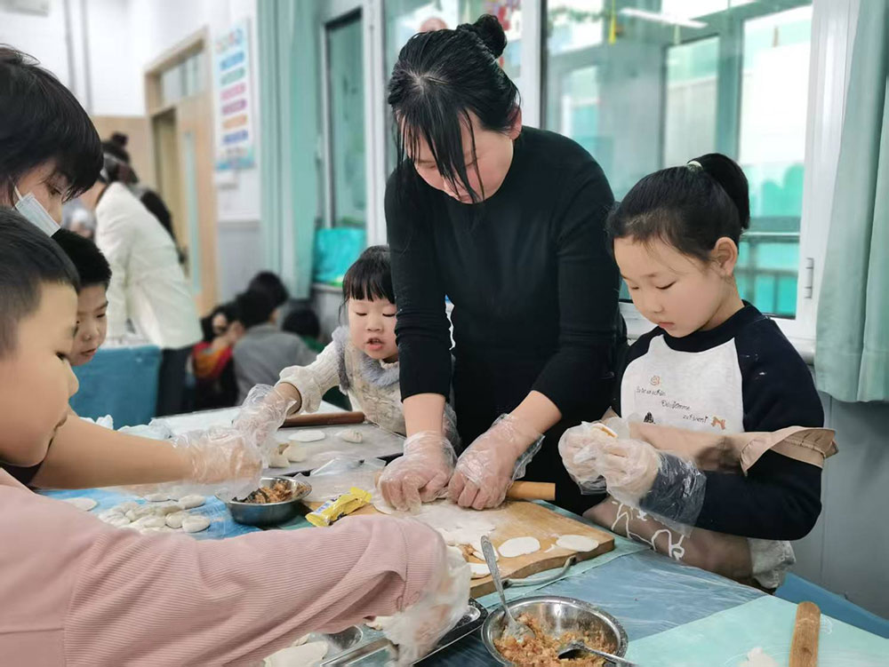 冬至大如年，人间小团圆