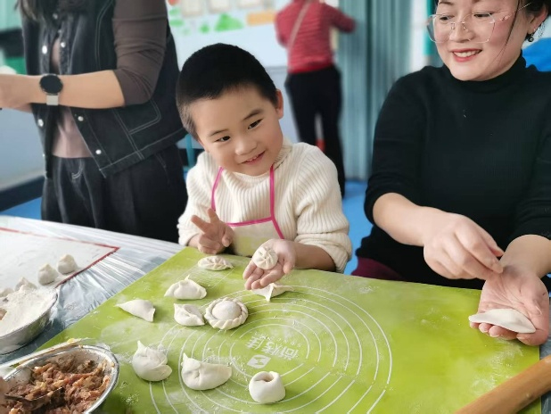 冬至大如年，人间小团圆