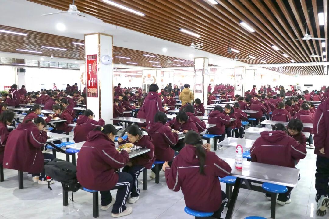 马年启航 元气上线丨重“新”出发，为新学期加“码”