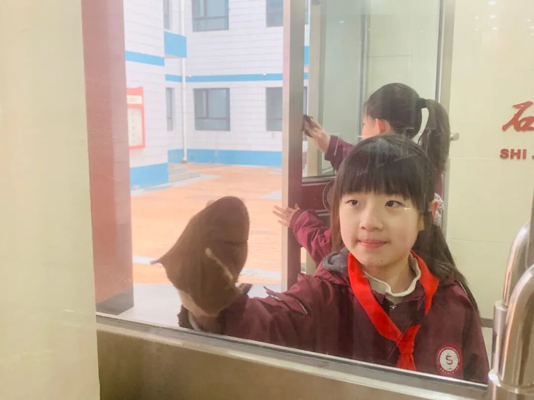 【立小•德育】追“锋”而行！立小的这节“必修课”太赞了 | 石家庄私立一中附属小学雷锋主题教育活动纪实