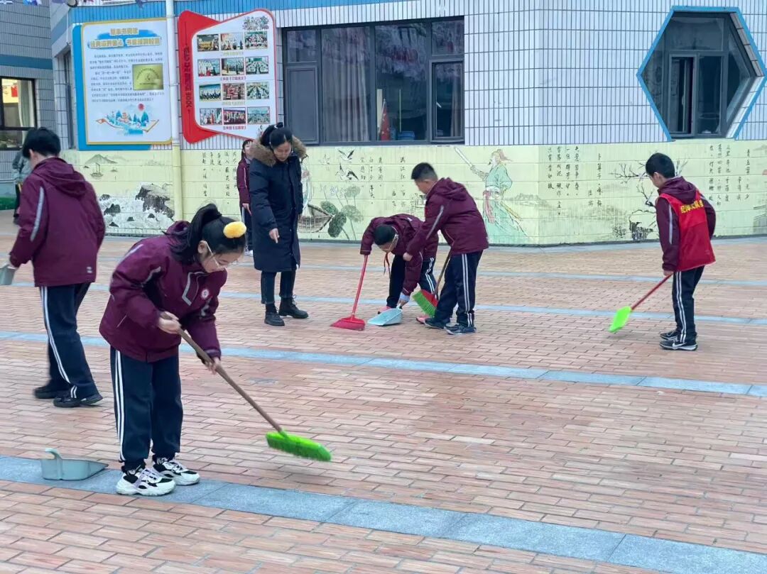 【立小•德育】追“锋”而行！立小的这节“必修课”太赞了 | 石家庄私立一中附属小学雷锋主题教育活动纪实