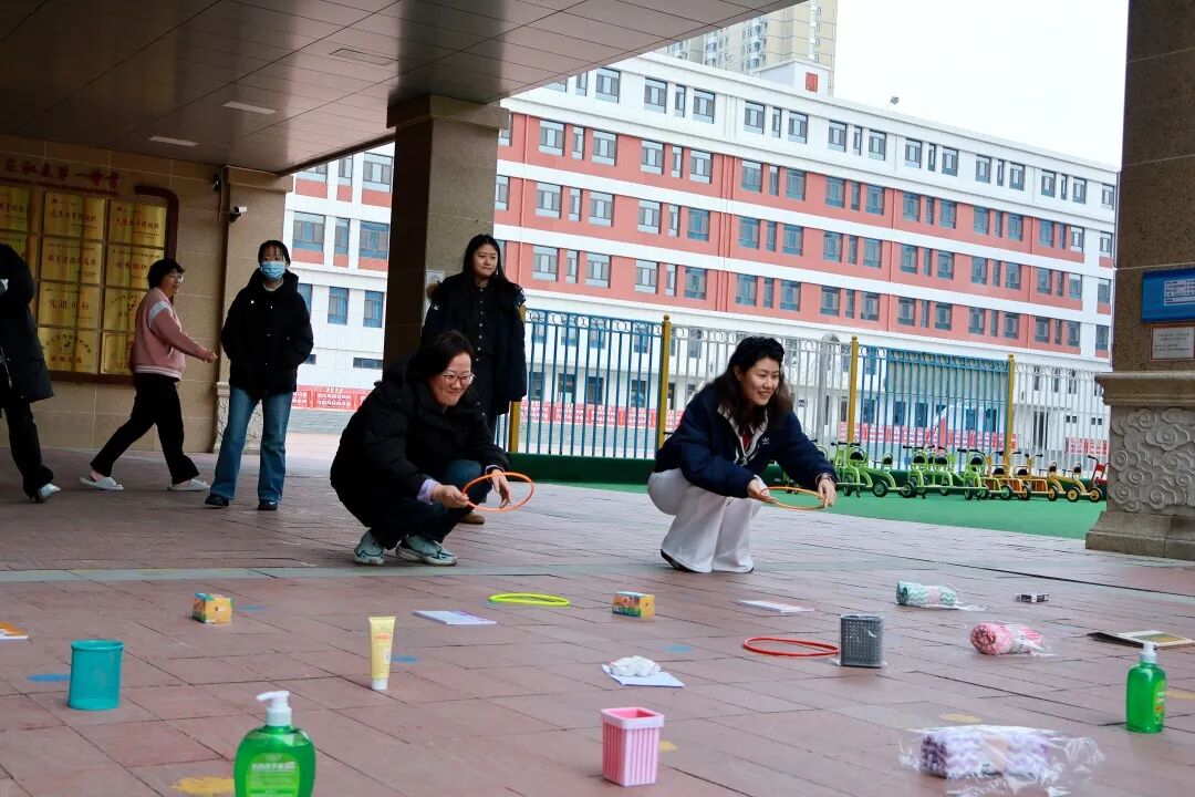 巾帼绽芳华，暖聚校园情 | 石家庄私立一中初中部致敬每一位了不起的“她”