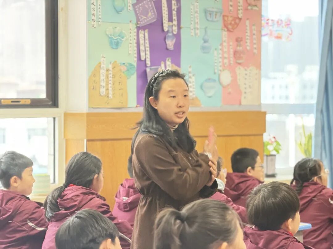 【立小•教学】推门听课“零距离” 解锁课堂新活力｜春季开学推门课纪实